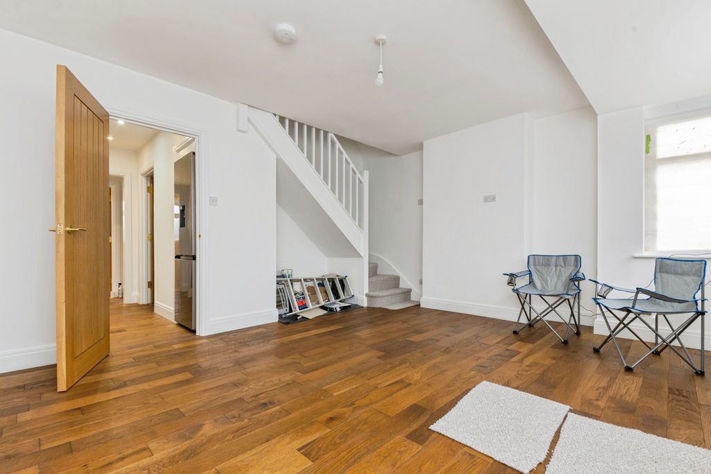 Property photo 3 of 16 Living Room