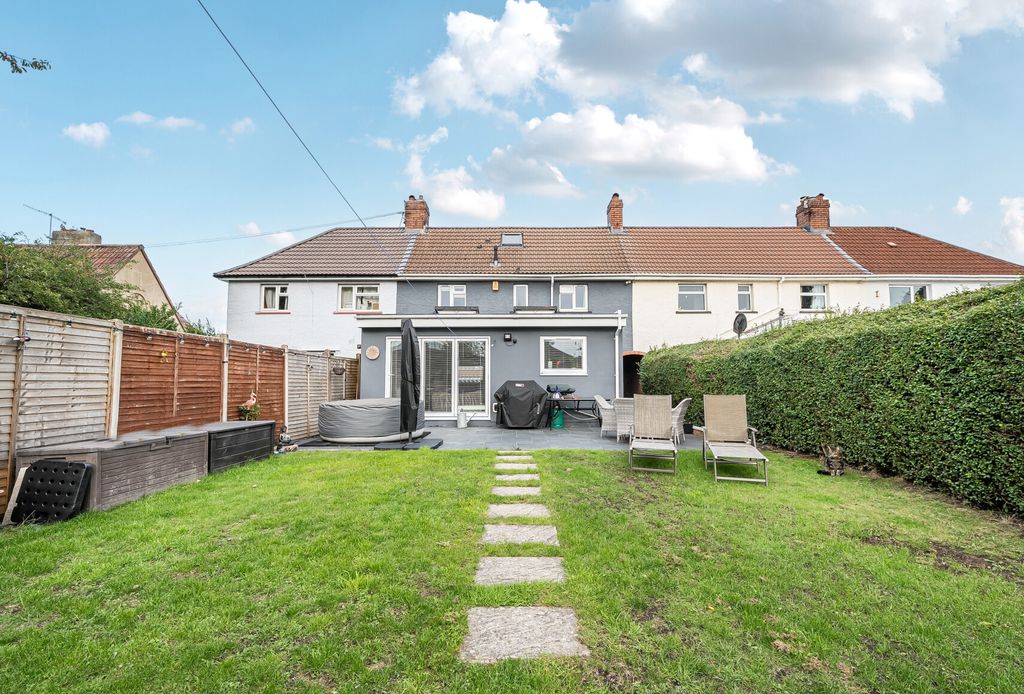 Property photo 1 of 21 1354152-4-68c98B3...