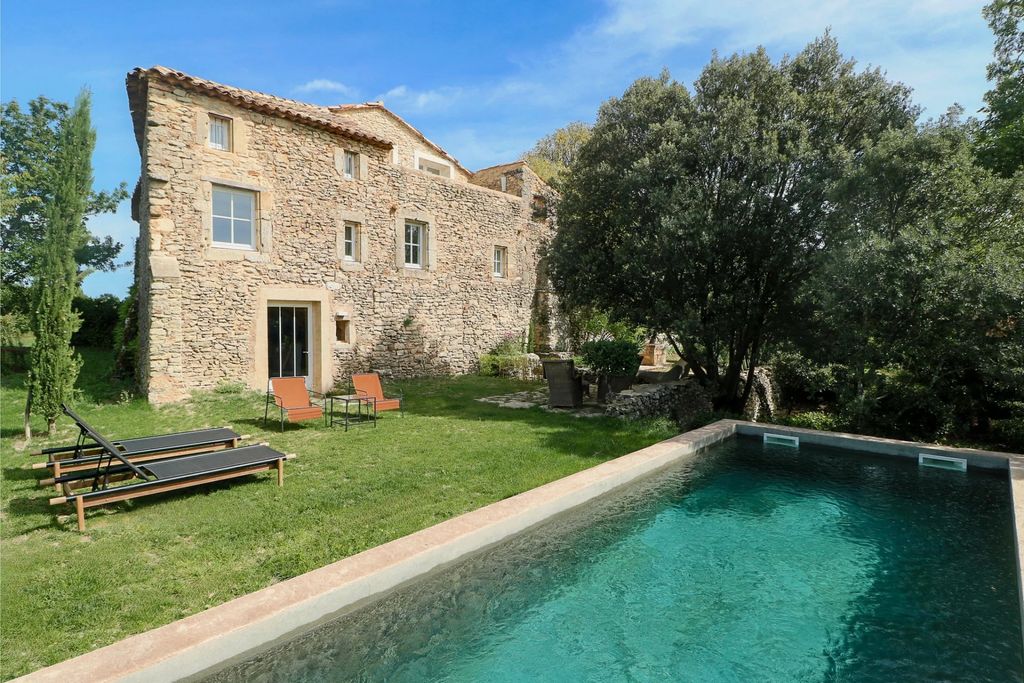 Property photo 1 of 31