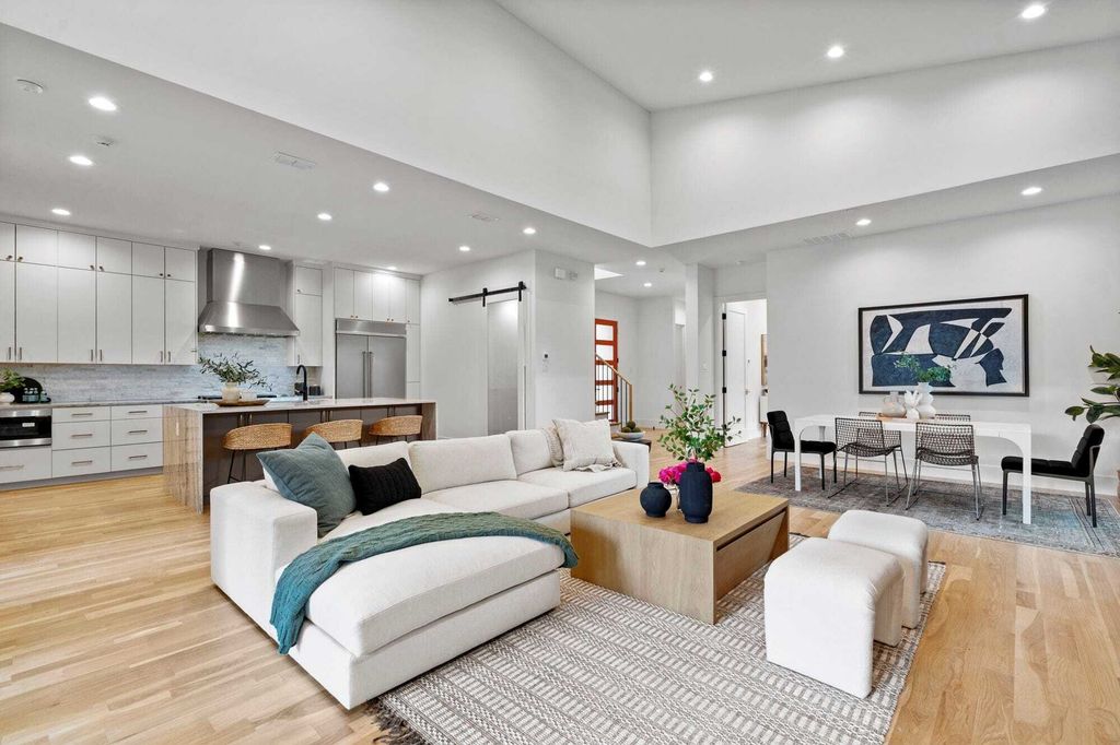 Property photo 3 of 7 <Alttext/>