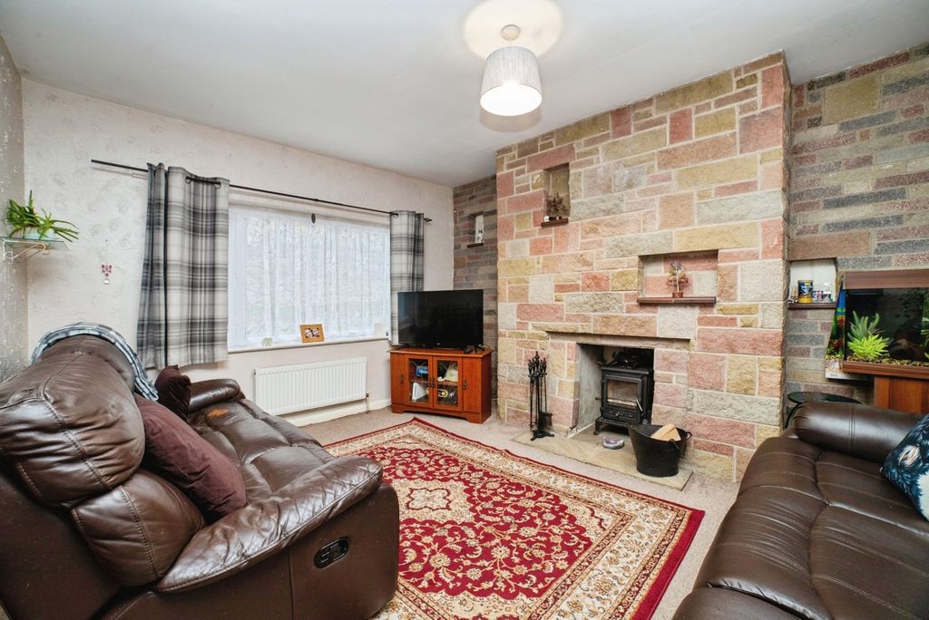 Property photo 3 of 17 Photo