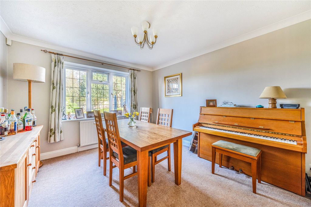 Additional image 9 of 4 bed detached house for saleLightwater GU18