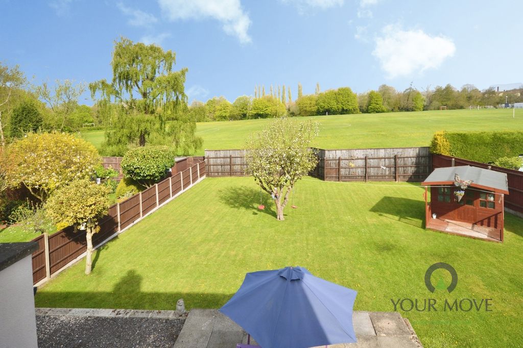 Property photo 2 of 23 Garden