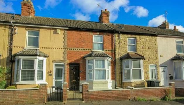 Property photo 1 of 7 Front