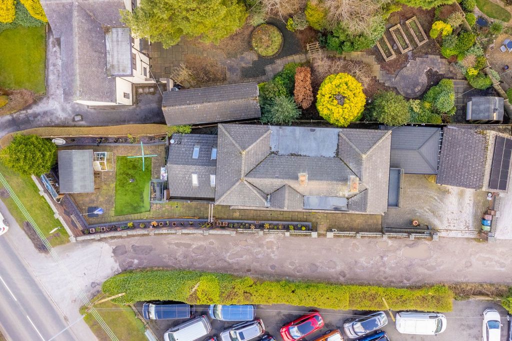 Property photo 1 of 42