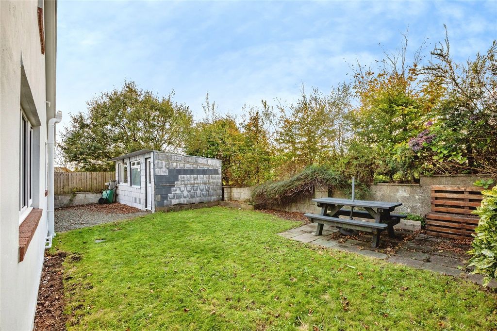 Property photo 3 of 31 Picture No. 07