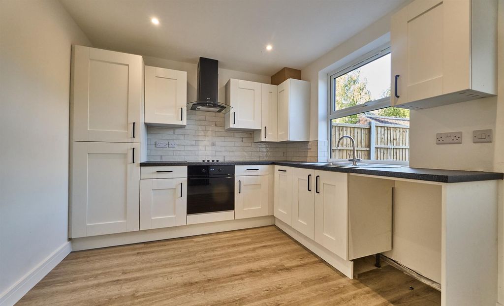 Property photo 3 of 13 Kitchen Diner To Rear