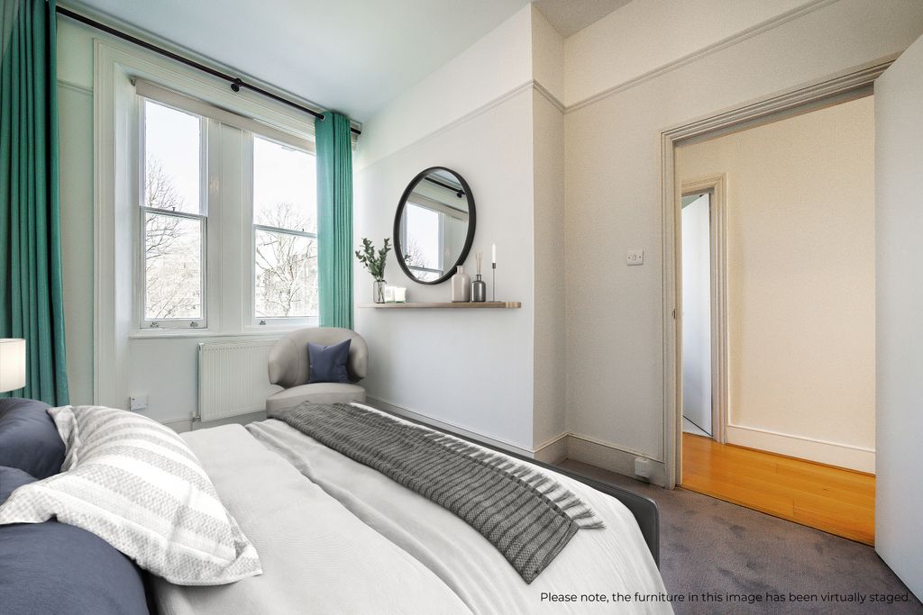 Property photo 3 of 6 Bedroom 1-F Vs