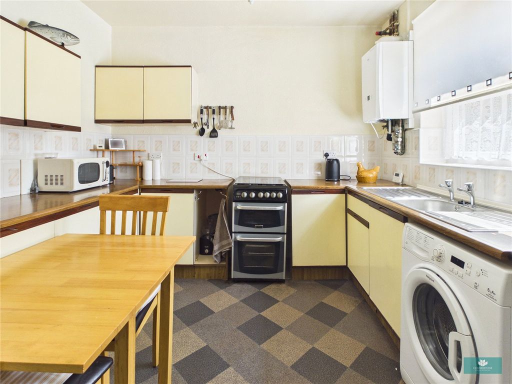 Property photo 3 of 16 Picture No. 09