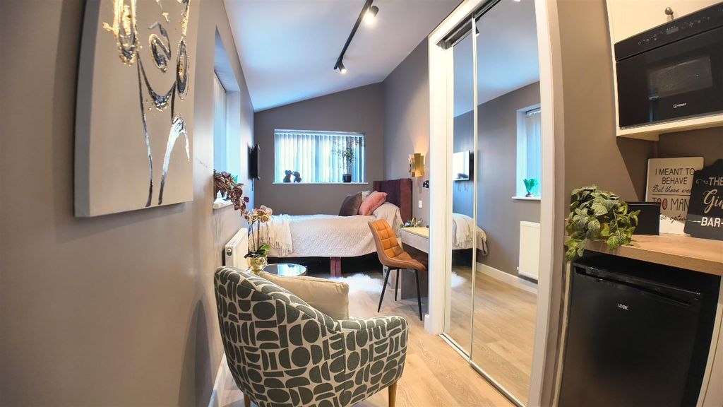 Property photo 1 of 16 Bd2.3.Jpg