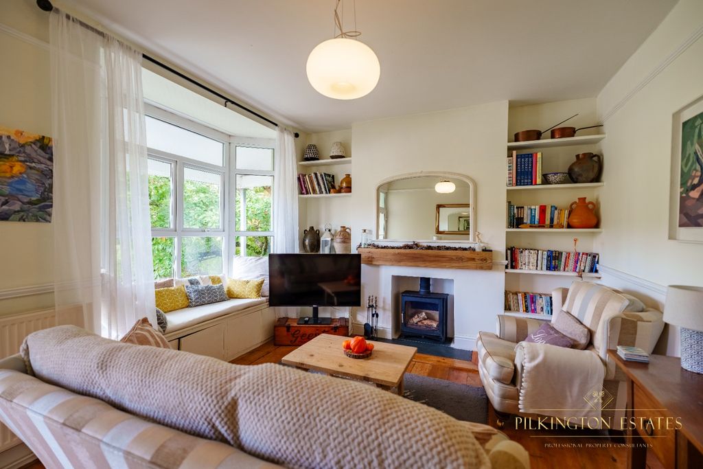 Property photo 1 of 28 4499991