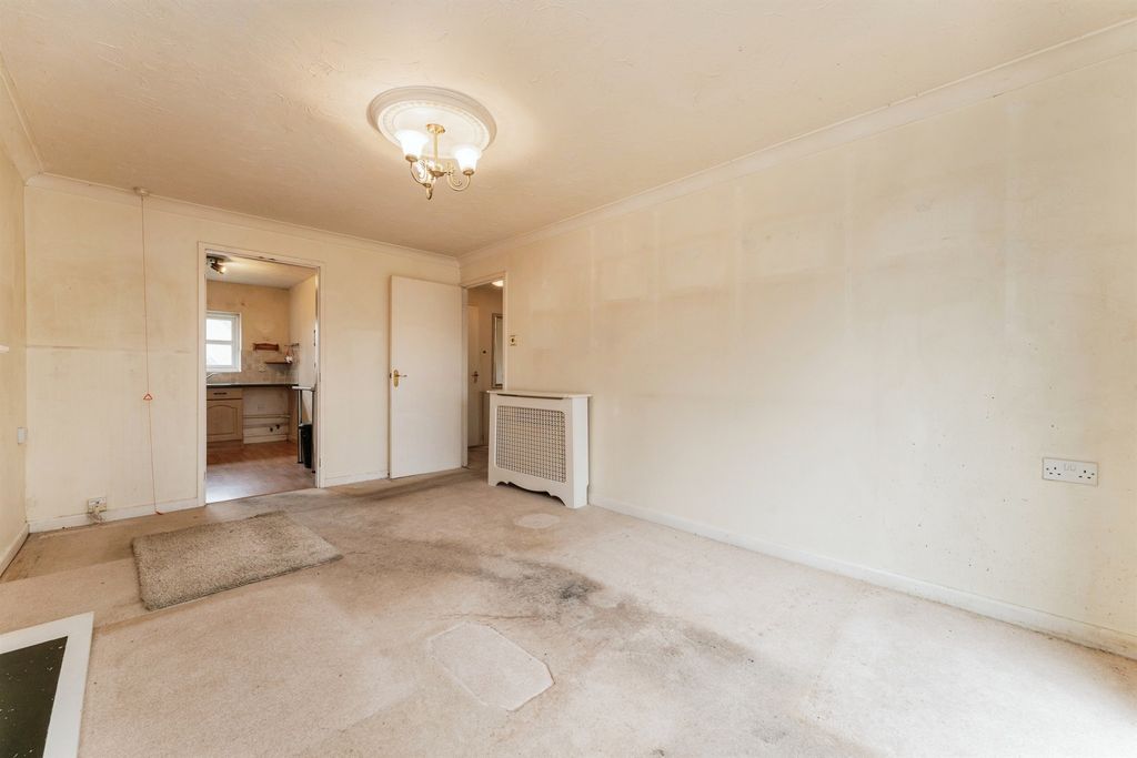 Additional image 14 of 2 bed flat for saleShip Gardens, Mildenhall, Bury St. Edmunds IP28