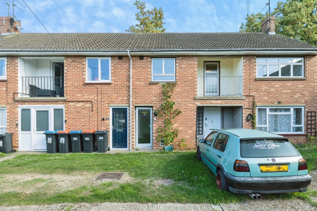 Property photo 1 of 12