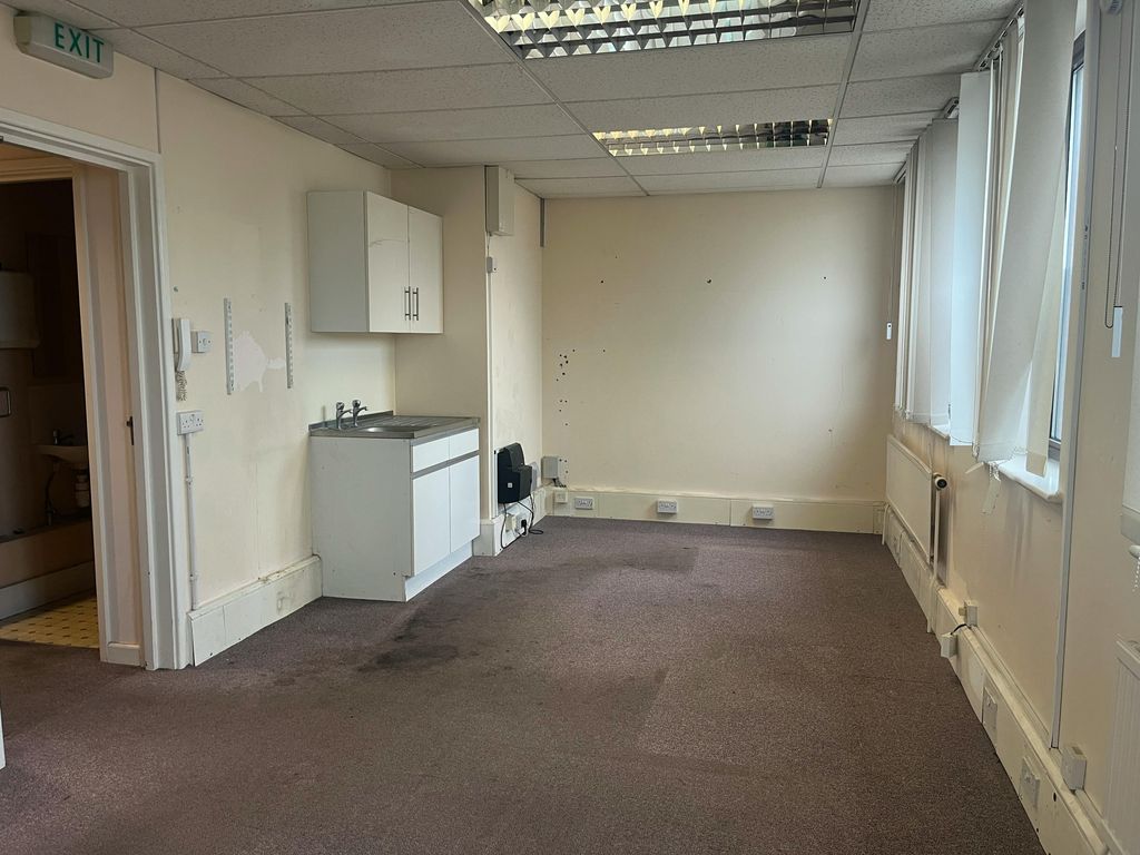 Property photo 2 of 10 20260331_075708342_Ios.Jpg