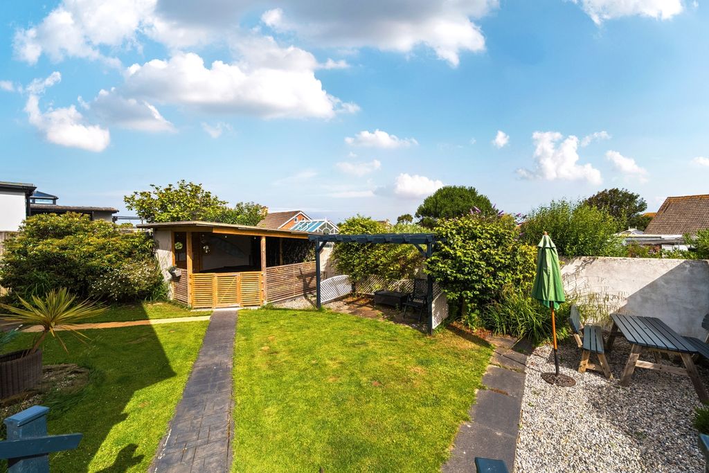 Property photo 1 of 26 1480311-19-6A42523577Bfb