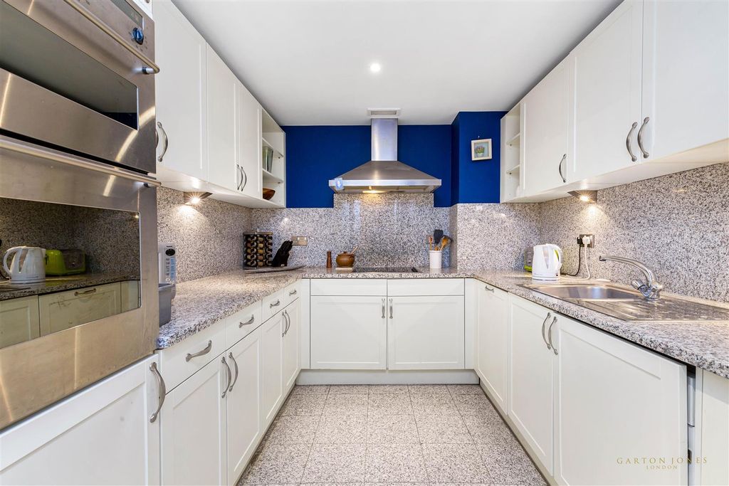 Property photo 3 of 12 Kitchen.Jpg