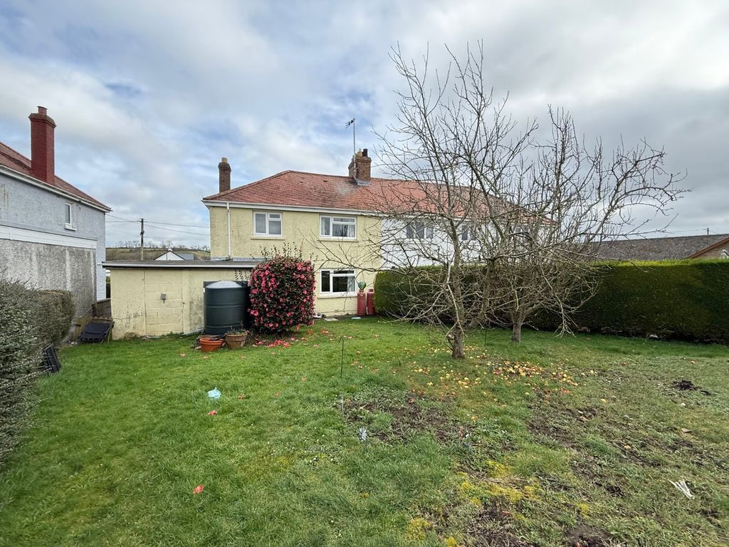 Property photo 2 of 29