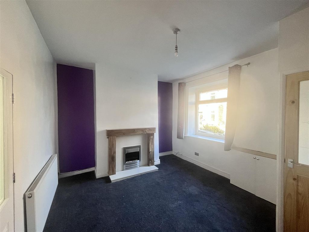 Property photo 2 of 13 Img_3528.Jpg
