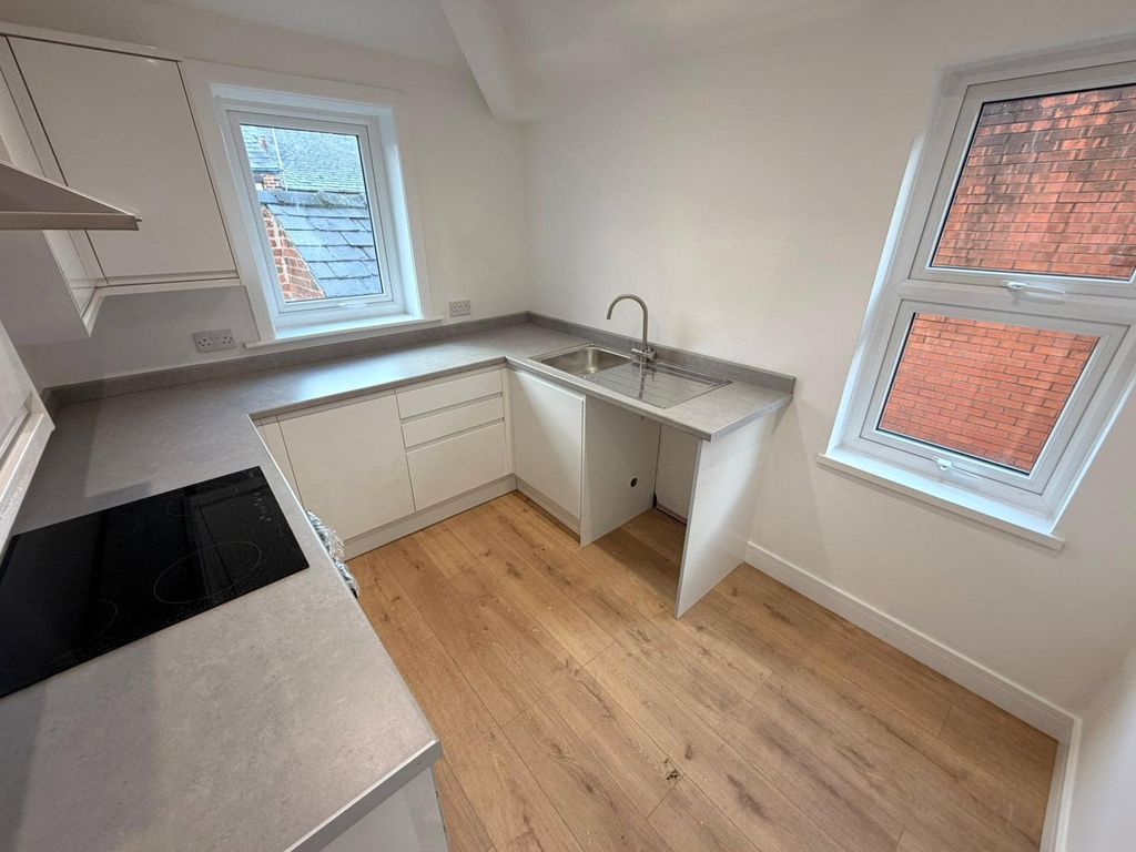 Property photo 2 of 10 Picture No. 03