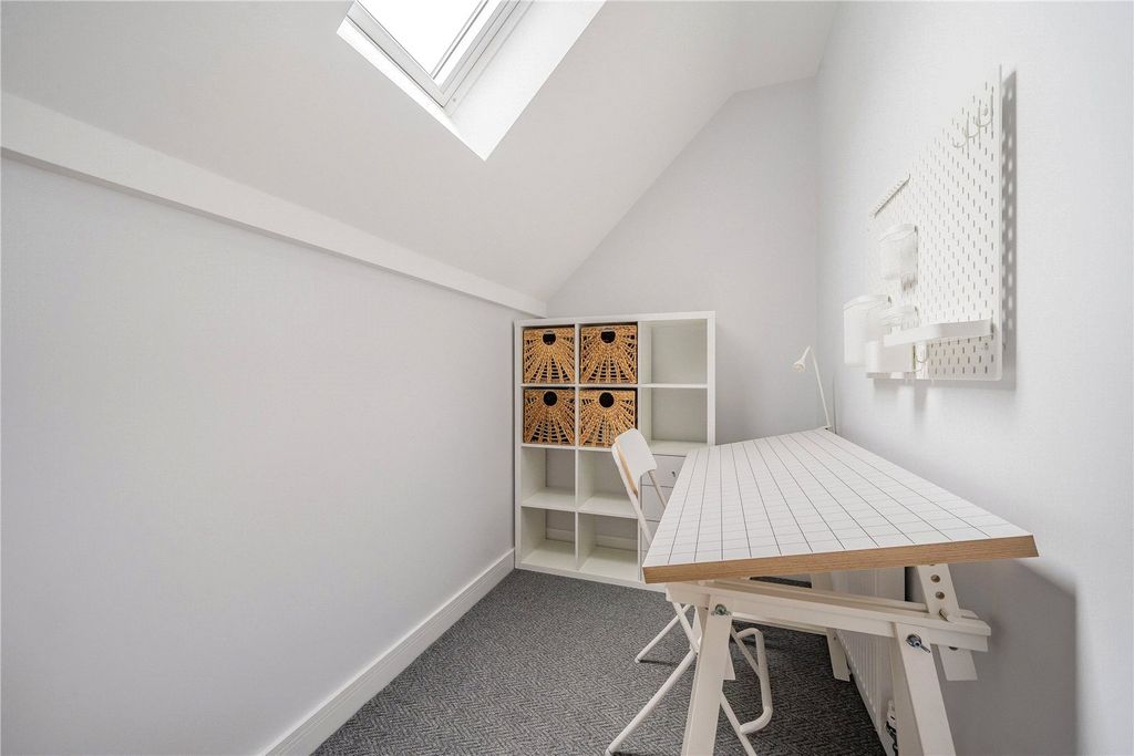 Property photo 3 of 9 Picture No. 08