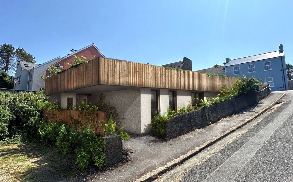 Property photo 3 of 9 Picture No. 04