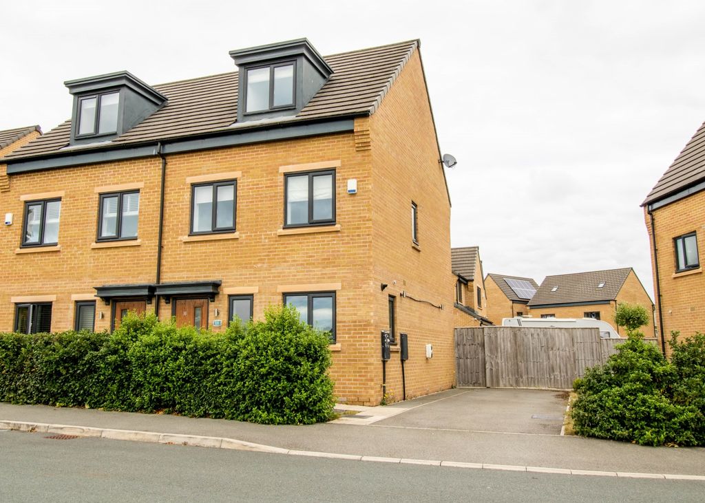 Property photo 1 of 24 _Mg_1197-125