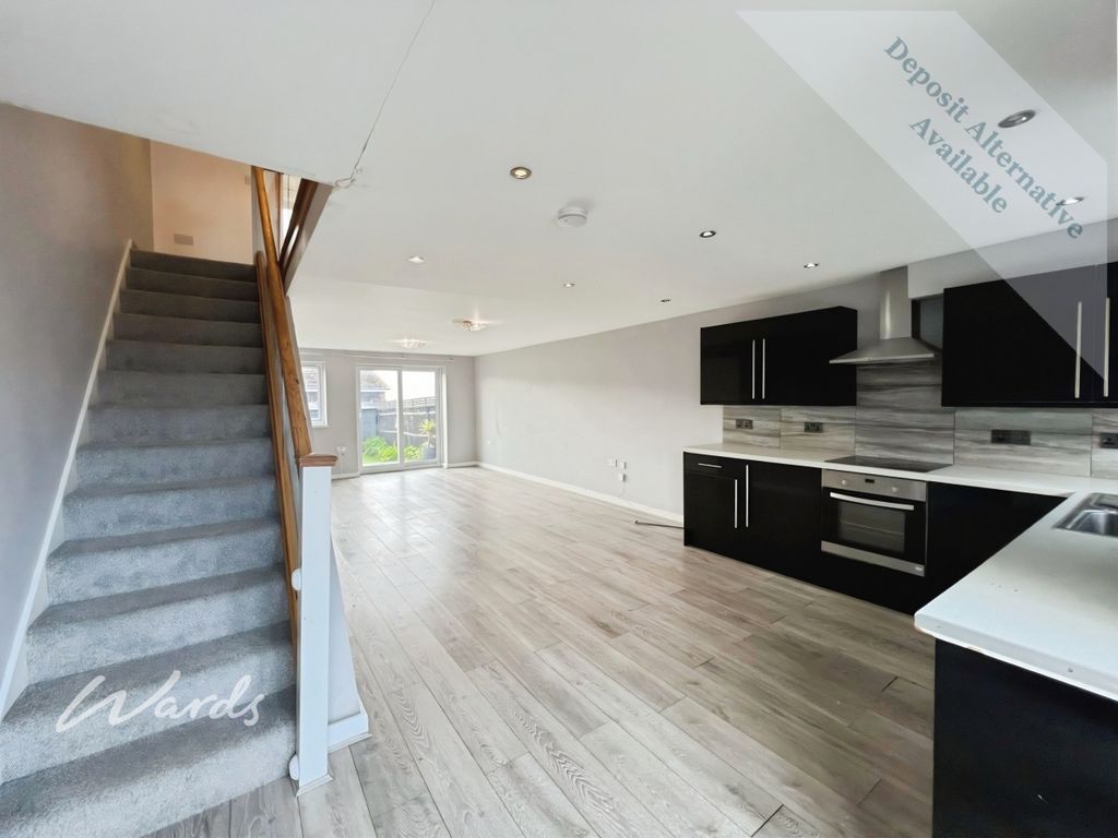 Property photo 2 of 12 d669159F-Kitchen