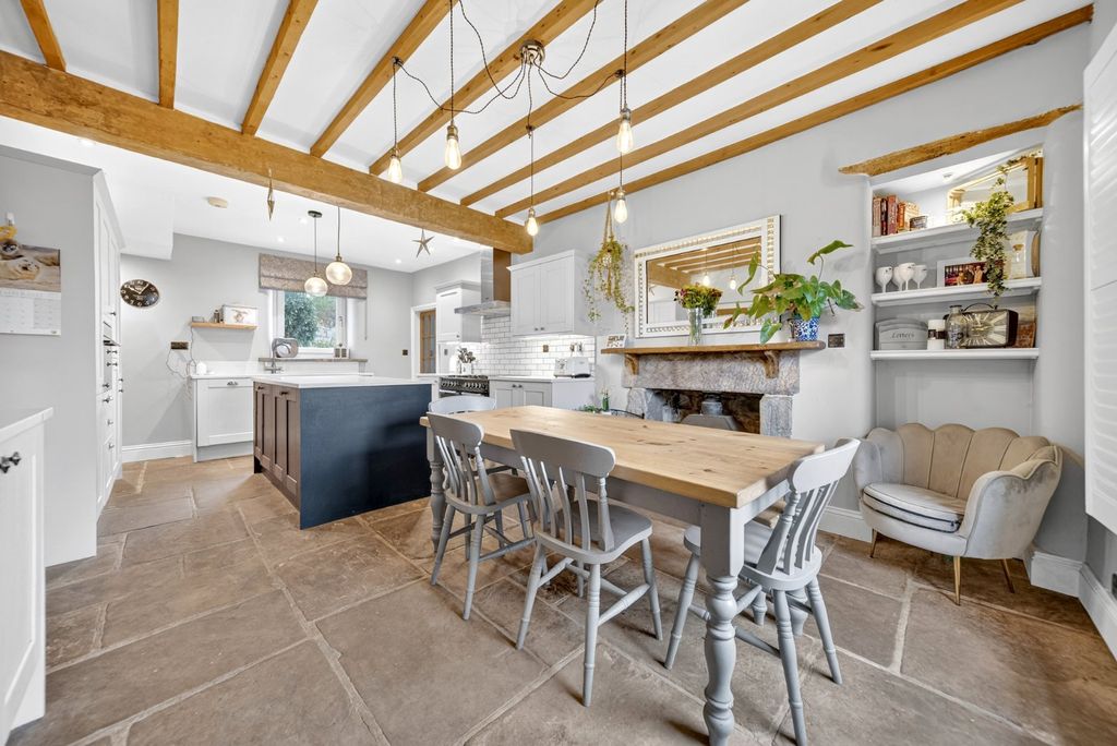 Property photo 1 of 19 Picture No. 36