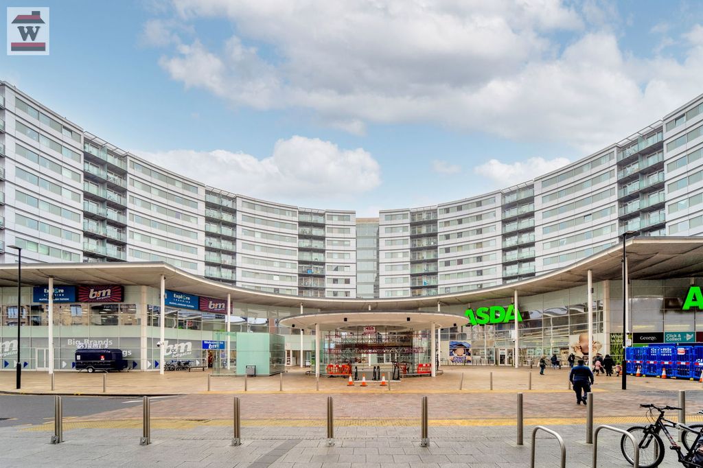 Property photo 3 of 10