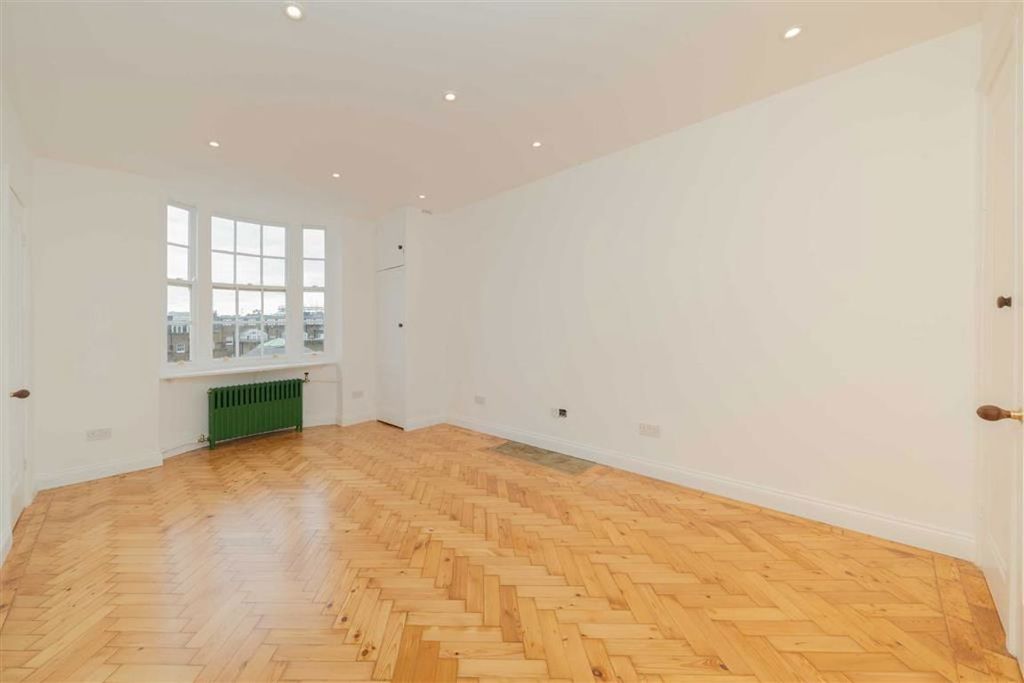 Property photo 1 of 4