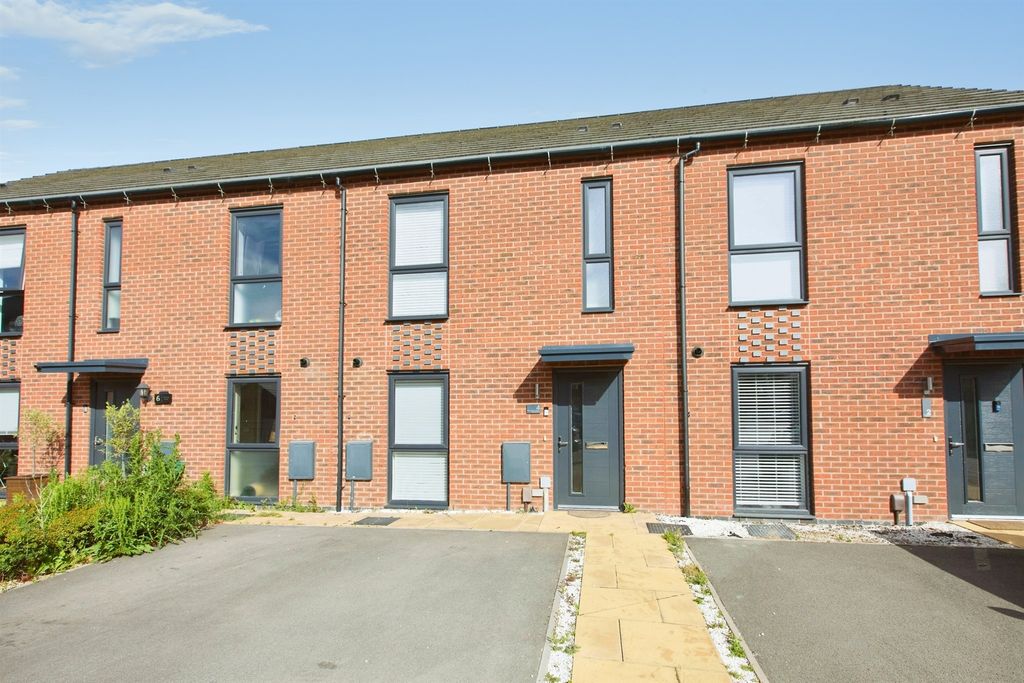 Property photo 1 of 25