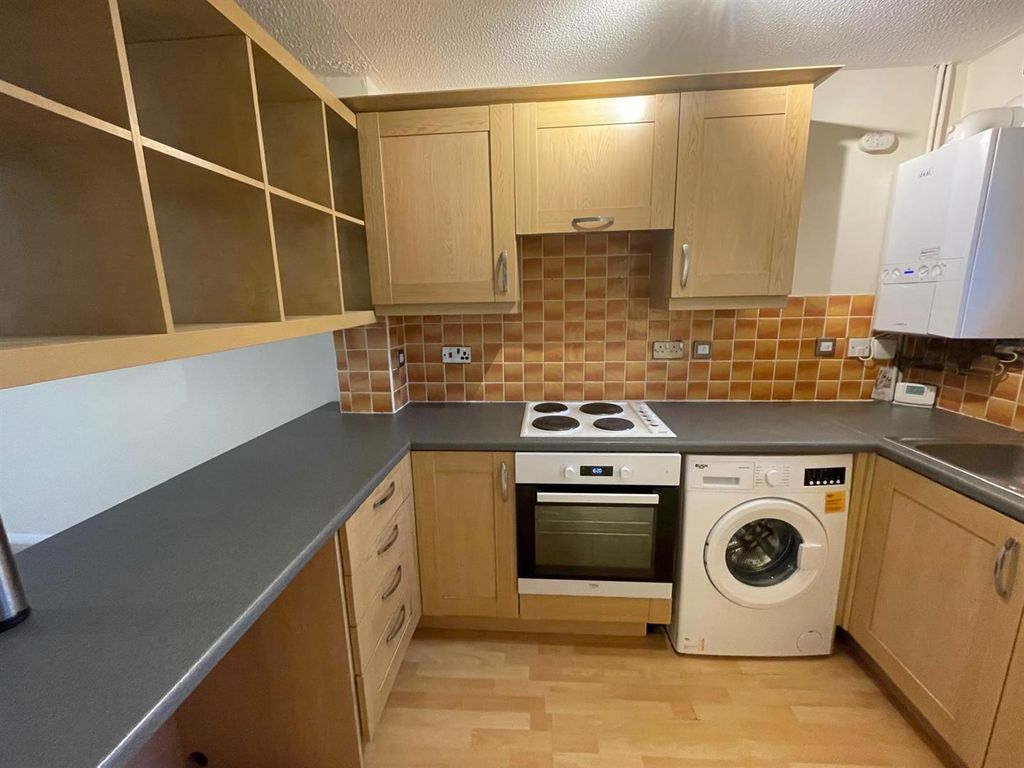 Property photo 1 of 11 B2Be0554-1Ec9-41d7-A49A-dc82A7Ebee21.Jpg