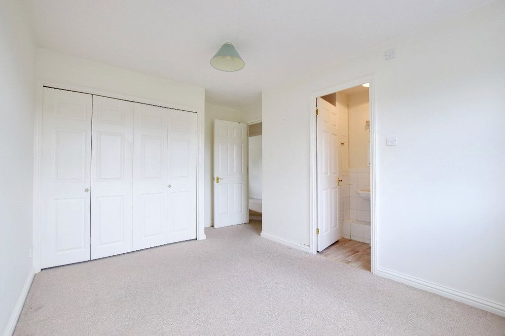 Property photo 3 of 9 Picture No. 09