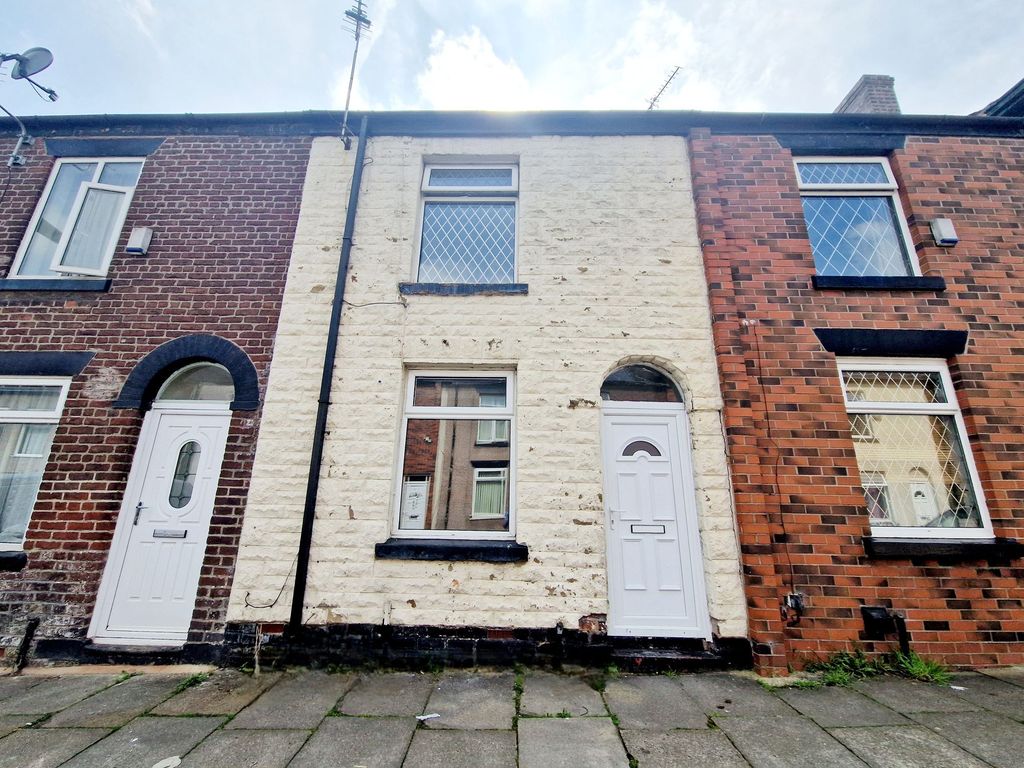 Property photo 1 of 11