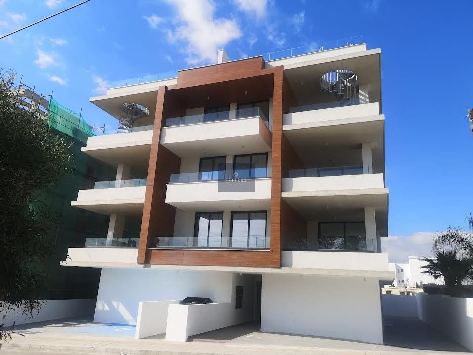 Property photo 2 of 2