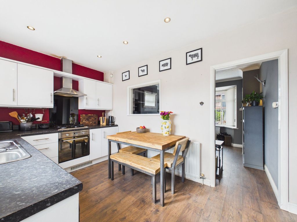 Property photo 3 of 13 Dining Kitchen
