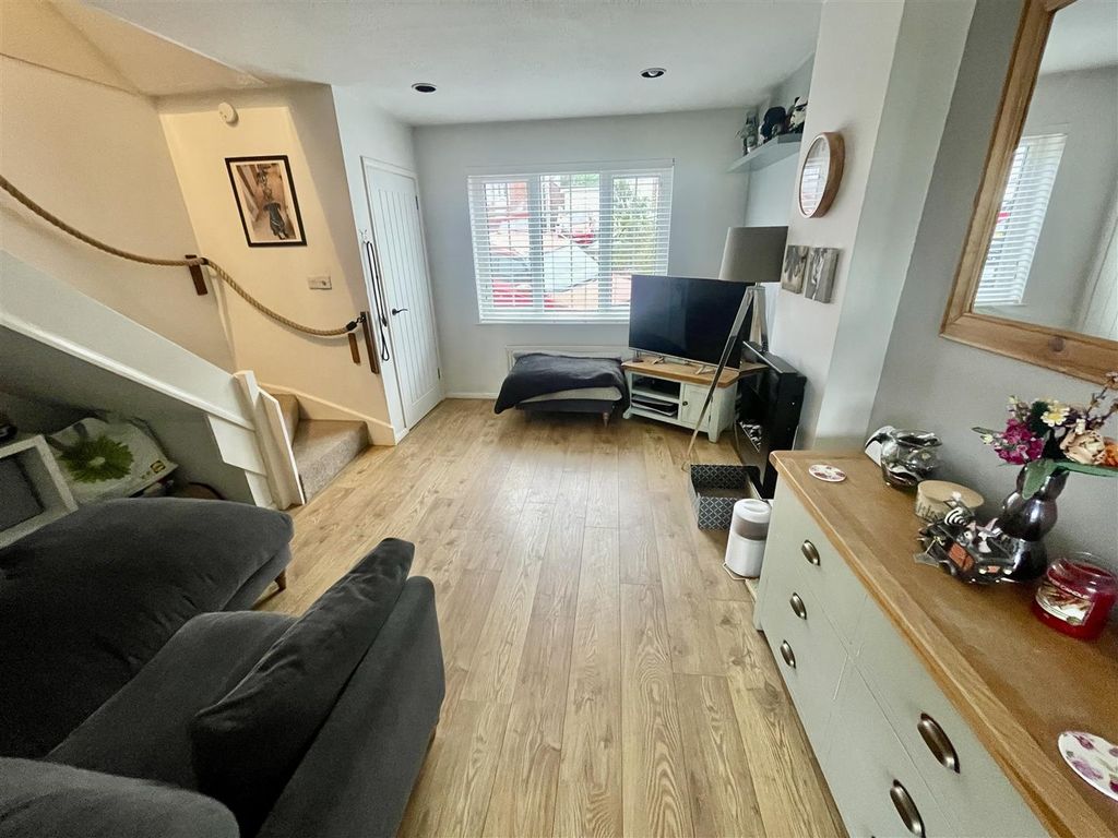 Property photo 2 of 10 Img_8636.Jpg