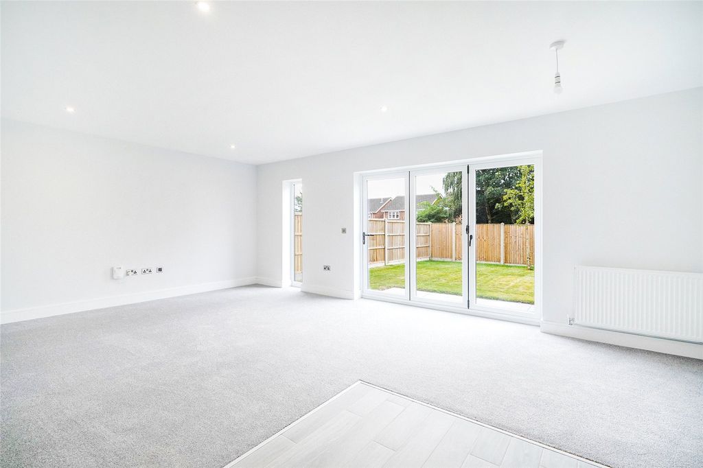 Property photo 3 of 15 Picture No. 08