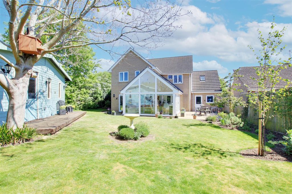 Property photo 2 of 30 Img_0181-Img_0183.Jpg