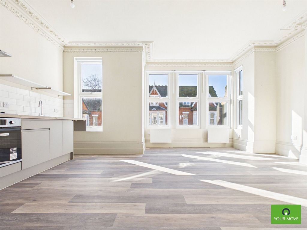 Property photo 2 of 10 Picture No. 01