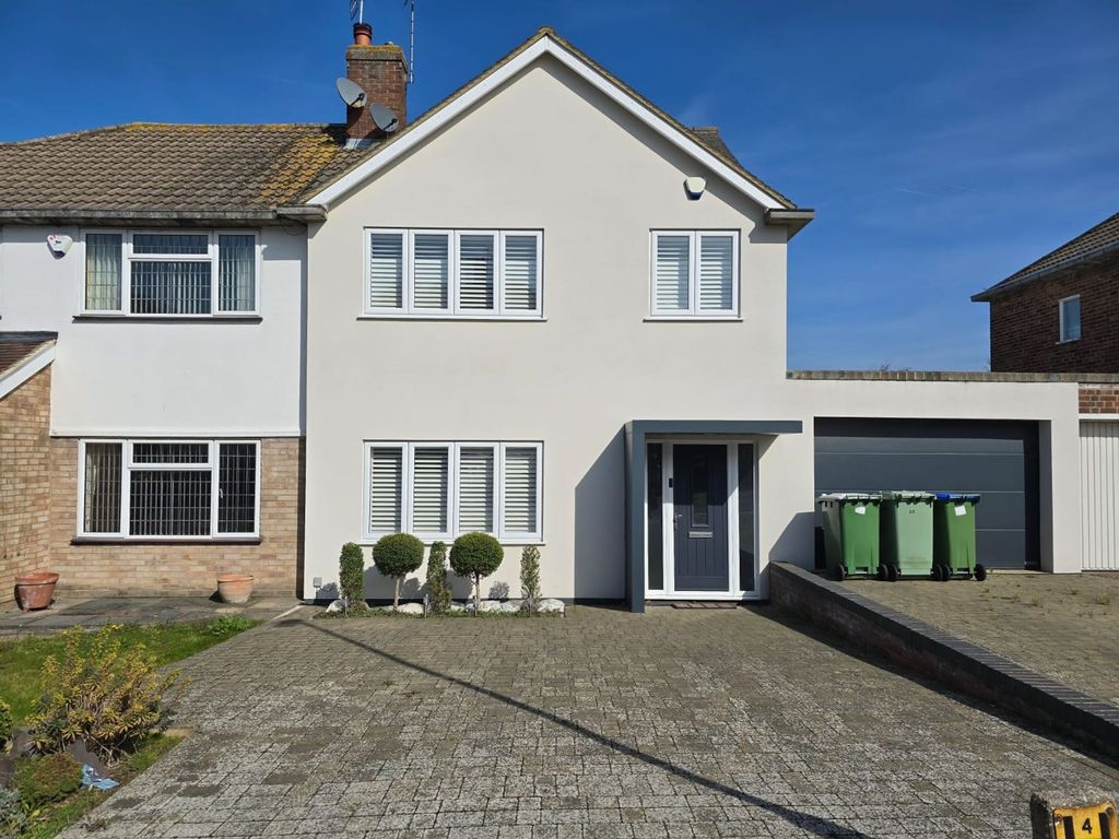 Property photo 1 of 21 External