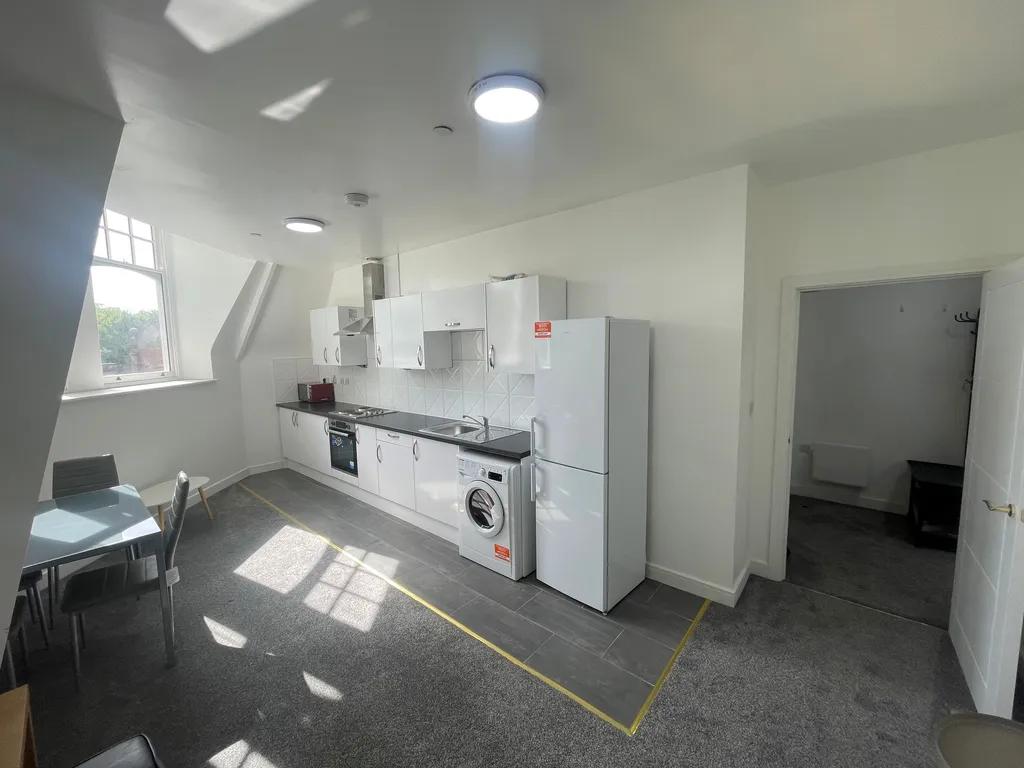 Apartment in Nottingham, Nottinghamshire - More