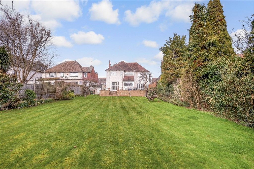 Property photo 2 of 17 Rear Garden