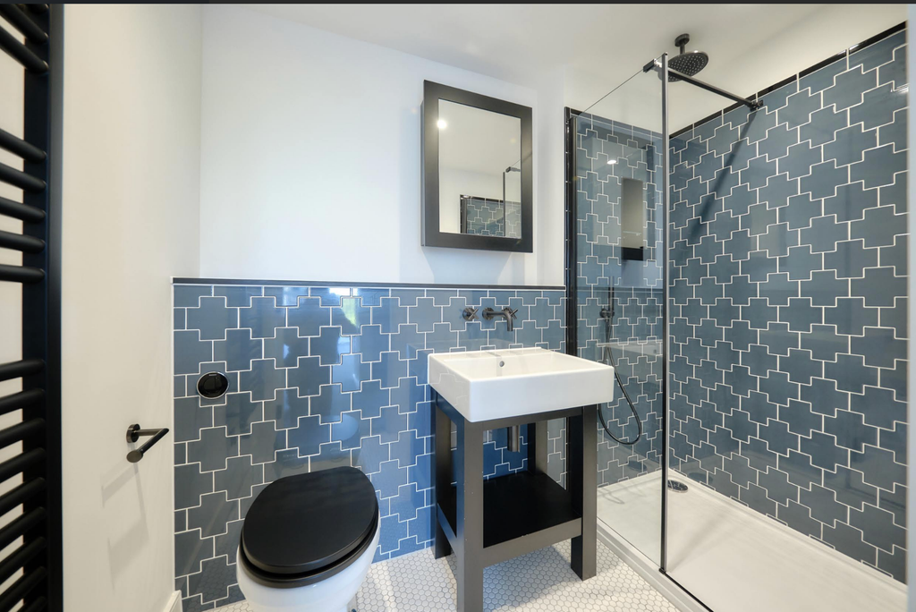 Additional image 8 of 2 bed flat for saleWheatfield Way, Kingston Upon Thames KT1