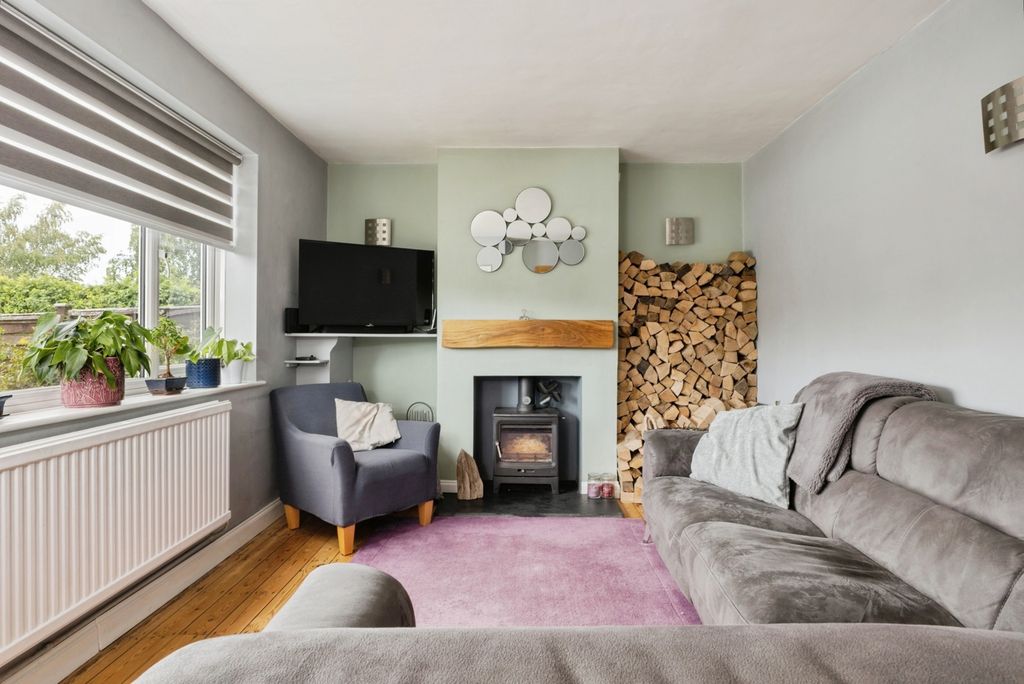 Property photo 2 of 17 Pbox-Img.Jpg