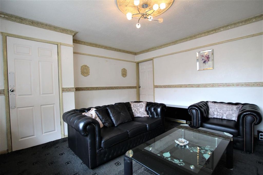 Property photo 3 of 30