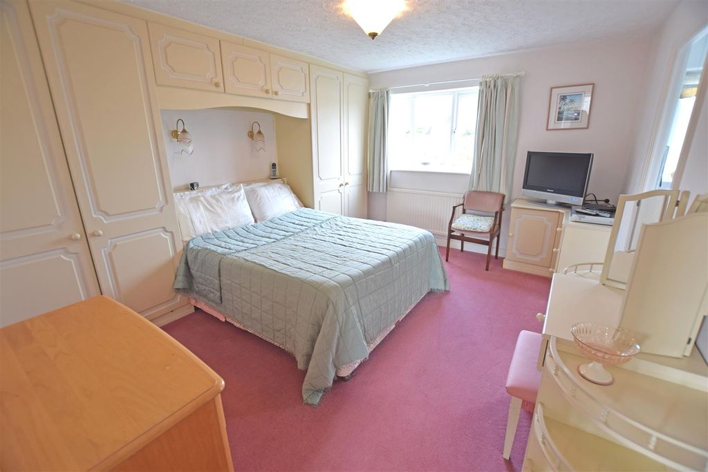 Additional image 10 of 4 bed property for saleMillheath Drive, Lisvane, Cardiff CF14