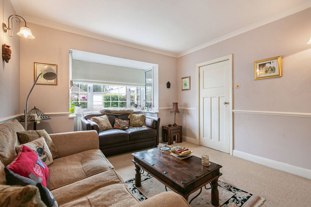 Property photo 2 of 14
