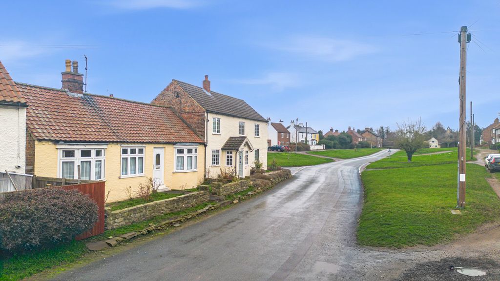 Property photo 2 of 11 Thebungalow3