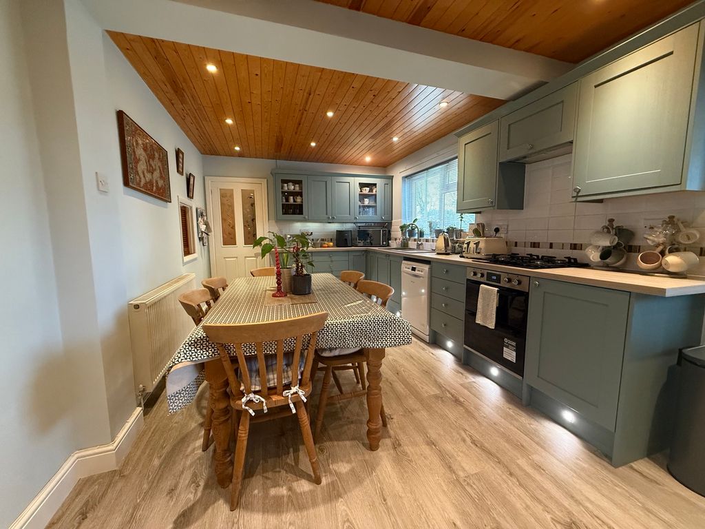 Property photo 3 of 17 Photograph